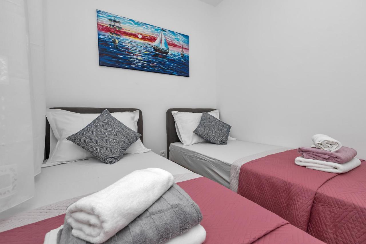 Bruno & Toni Deluxe Apartman Makarska Exterior foto